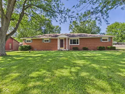 262 E 600 N, Alexandria, IN 46001