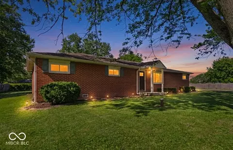 262 E 600 N, Alexandria, IN 46001