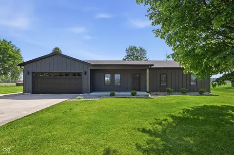 600 N County Road 500 E, Muncie, IN 47302