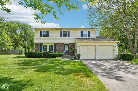 8431 Duncaster Ct, Indianapolis, IN 46256