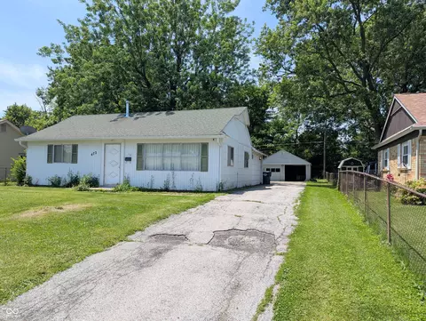 472 Carol Dr, Greenwood, IN 46143