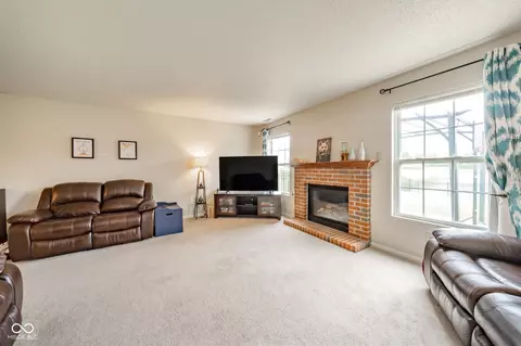8039 S Evening Dr, Pendleton, IN 46064 photo 18