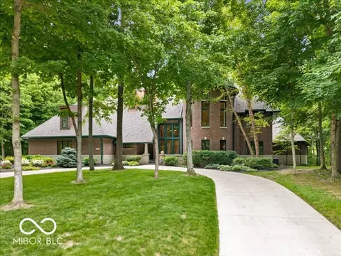 812 Woodcrest Way, Anderson, IN 46012