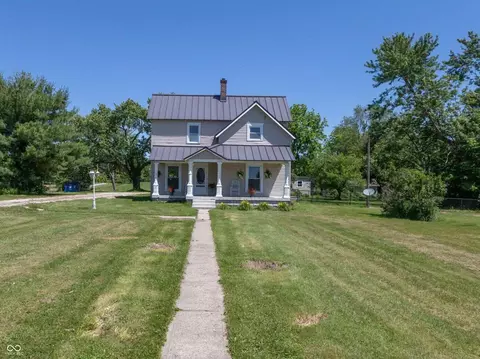 6862 Travis Rd, Greenwood, IN 46143