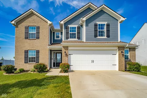 6552 Blackthorne Dr, Pendleton, IN 46064