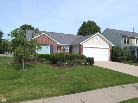 13877 Wabash Dr, Fishers, IN 46038