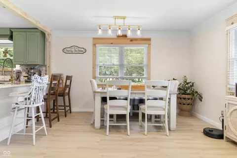 Dining - 7331 E 400 S, Kokomo, IN 46902 photo 1 of 2