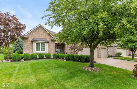10062 Gemstone Dr, Noblesville, IN 46060
