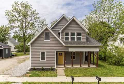 404 S Main St, Whitestown, IN 46075