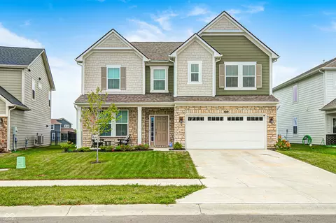 5730 Palazzo Ln, Mccordsville, IN 46055