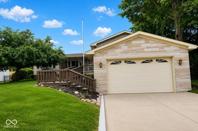 5329 W Smith Valley Rd, Greenwood, IN 46142