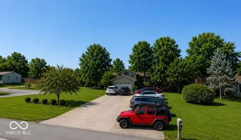 5329 W Smith Valley Rd, Greenwood, IN 46142