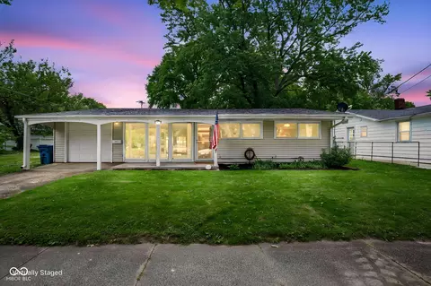 412 8th St, Covington, IN 47932