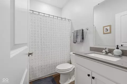 Bath - 8376 Hulton Rd, Pendleton, IN 46064 photo 3 of 3