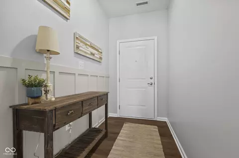 Entry Way - 8376 Hulton Rd, Pendleton, IN 46064 photo 1 of 3