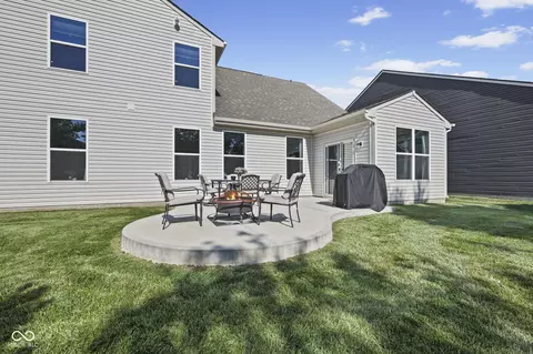 Exterior - 8376 Hulton Rd, Pendleton, IN 46064 photo 5 of 6