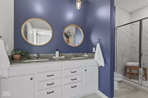Bath - 8376 Hulton Rd, Pendleton, IN 46064 photo 1 of 3