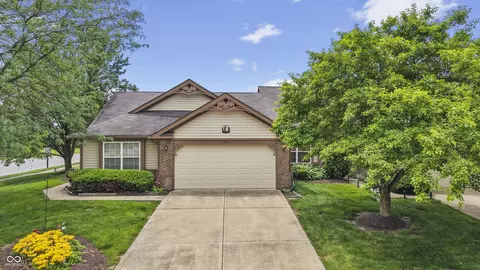 6553 Edna Mills Dr, Camby, IN 46113