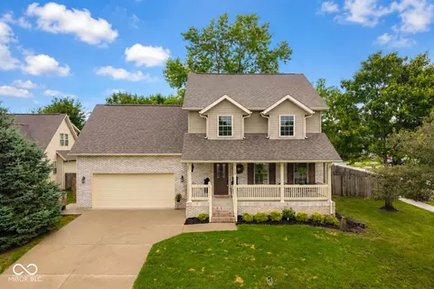 2228 Cameron Ct, Columbus, IN 47203