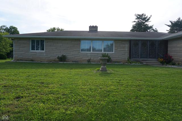 76 Kirk Dr E, Indianapolis, IN 46234