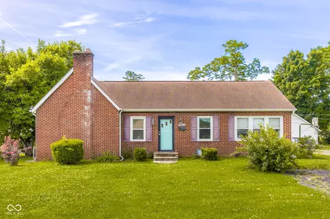 2411 Ohio Ave, Columbus, IN 47201