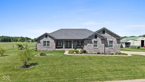 3870 Hanna Ln, Clayton, IN 46118