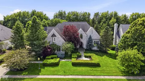 10500 Bishop Cir, Carmel, IN 46032