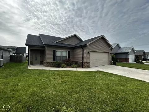 8018 Kismet Dr, Charlestown, IN 47111