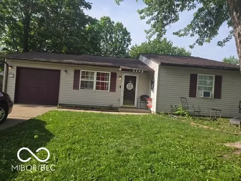 5248 Yucatan Dr, Indianapolis, IN 46237