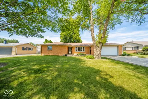 238 Mulberry Rd, Chesterfield, IN 46017