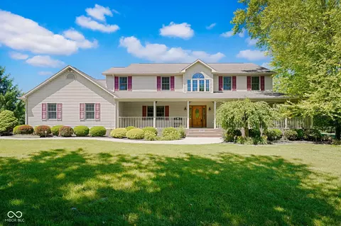13010 E Otter Creek Ln, Columbus, IN 47203