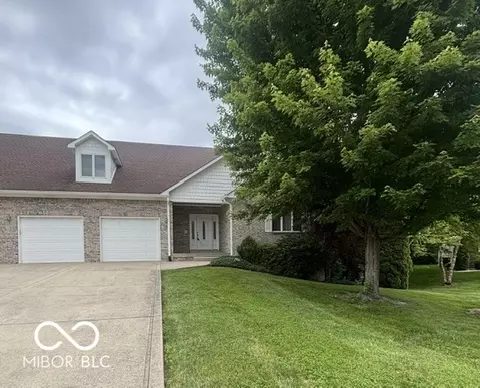 1761 Walnut Trce, Greenfield, IN 46140