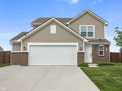 928 Borealis Dr, Franklin, IN 46131