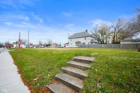 3145 E Washington St, Indianapolis, IN 46201 photo 2