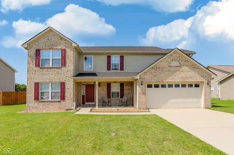 8446 Templederry Dr, Brownsburg, IN 46112
