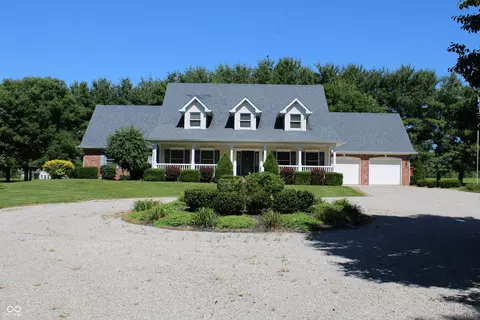 808 S Nineveh Rd, Franklin, IN 46131