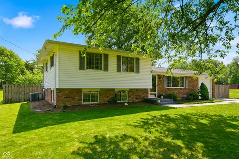 7639 Indian Lake Rd, Indianapolis, IN 46236