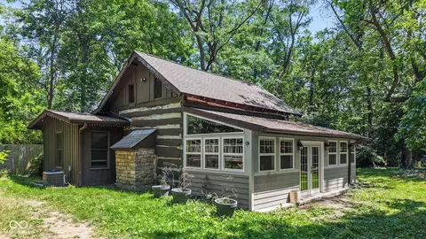 1737 E 72nd St, Indianapolis, IN 46240