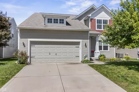 15271 Tiki Trl, Noblesville, IN 46060