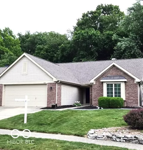 11157 Stratford Way, Fishers, IN 46038