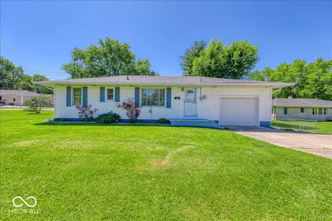 249 W County Line Rd, Greenwood, IN 46142