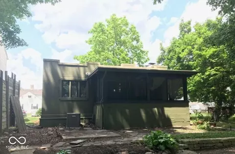 620 Berkley Rd, Indianapolis, IN 46208