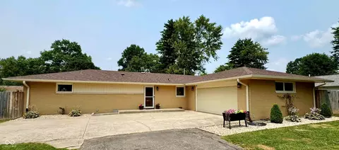 9940 W Sunset Ln, Elwood, IN 46036