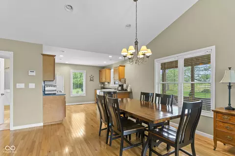 Dining - 594 E Harrod Rd, Austin, IN 47102 photo 2 of 2