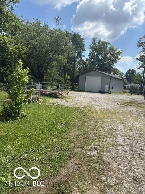 1100 E Us Highway 50 Hwy, North Vernon, IN 47265