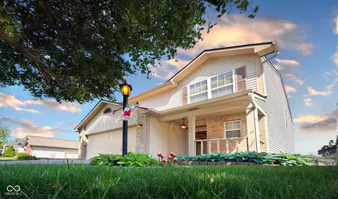 618 Deer Trail Dr, Indianapolis, IN 46217