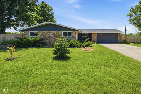1509 N Lafayette Dr, Muncie, IN 47303