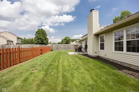 Exterior - 10542 Cedar Dr, Fishers, IN 46037 photo 4 of 8