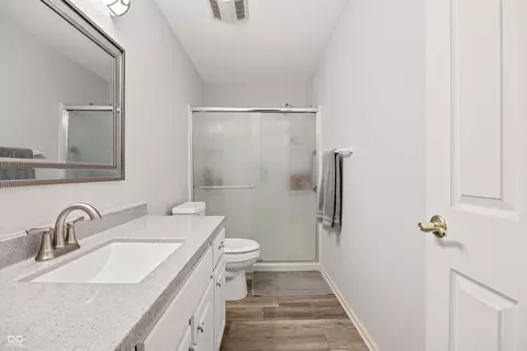 Bath - 10542 Cedar Dr, Fishers, IN 46037 photo 1 of 2