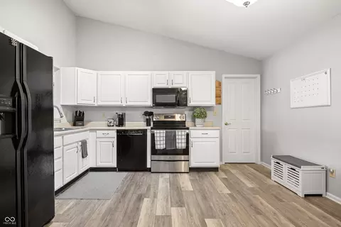 Kitchen - 10542 Cedar Dr, Fishers, IN 46037 photo 1 of 4